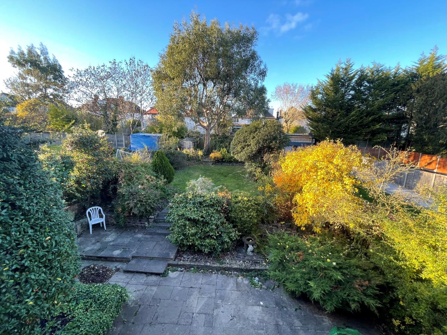 Glenmere Avenue, Mill Hill